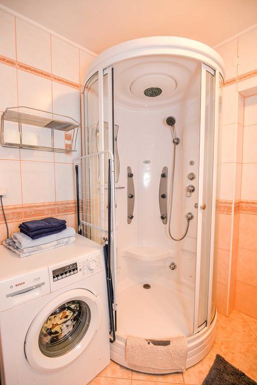 Nidos Laivas Apartment Ngoại thất bức ảnh